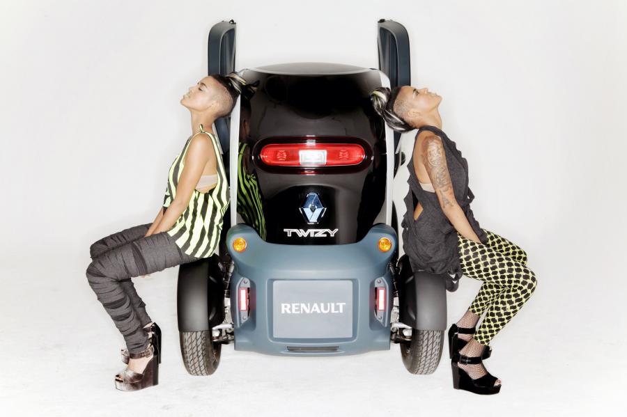  Renault Twizy Z.E. 2011 года  (фото 25 из 94)